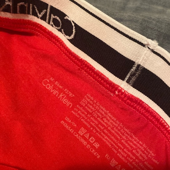 Calvin Klein bikini - Picture 2 of 3